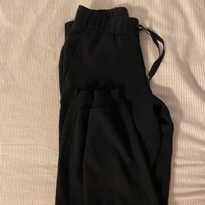 Lulu joggers
